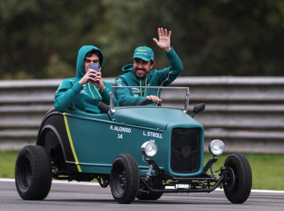 Alonso and Stroll, during the parade before the race.
